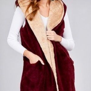 💥NWT Beautiful Women’s Reversible Sherpa Vest 💥